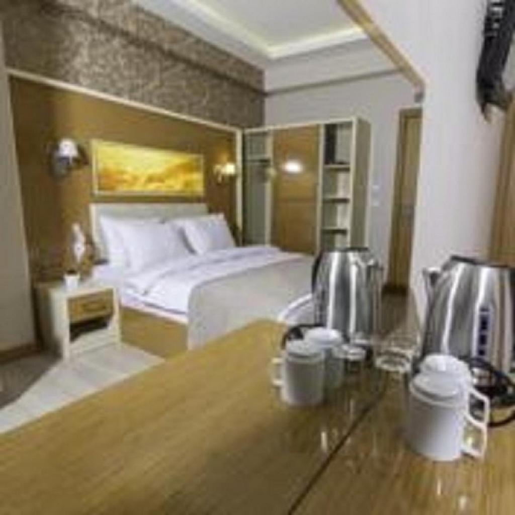 Mars Hotel Истанбул Екстериор снимка