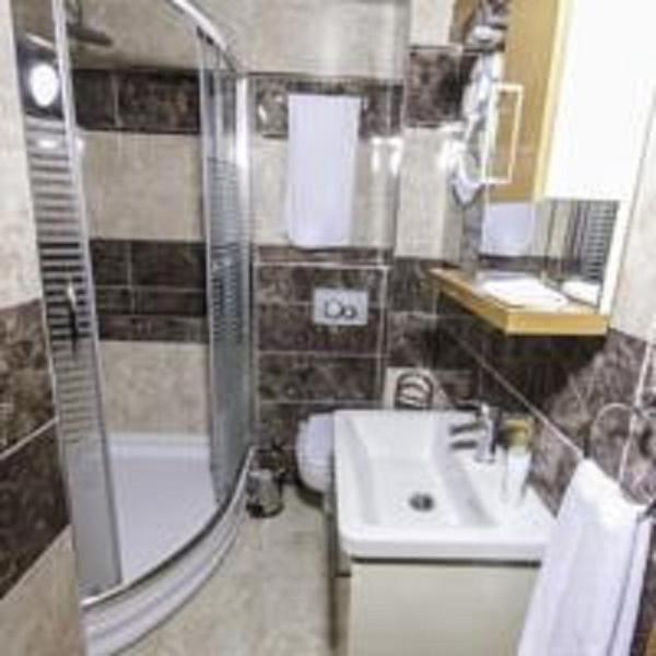 Mars Hotel Истанбул Екстериор снимка