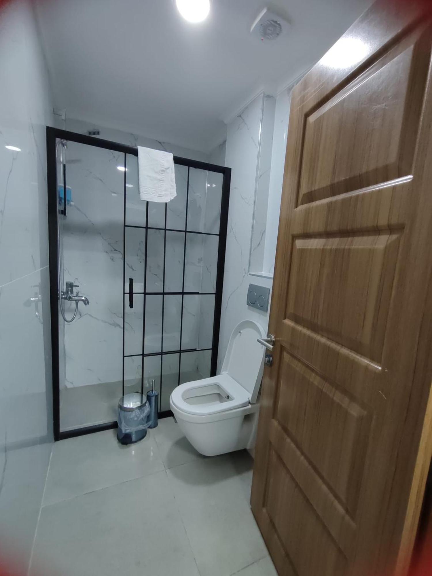 Mars Hotel Истанбул Екстериор снимка