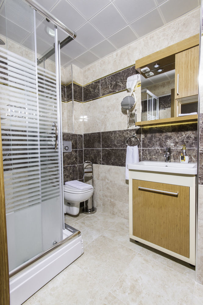 Mars Hotel Истанбул Екстериор снимка